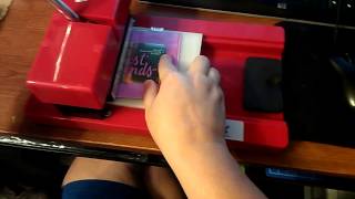 How to use a sizzix machine [upl. by Gideon]