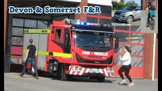 RETAINED CREW ARRIVING  Devon amp Somerset Fire Engine Responding to fire call UK [upl. by Llenrub521]