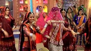 Sanaya Iranis Traditional Dance  Rangrasiya Full Episode [upl. by Adigirb]