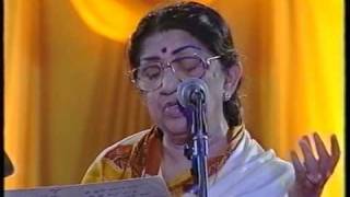 Lata Mangeshkar  Aayega Aanewala  Naina Barse Rhim Jhim Live Performance [upl. by Annocahs]